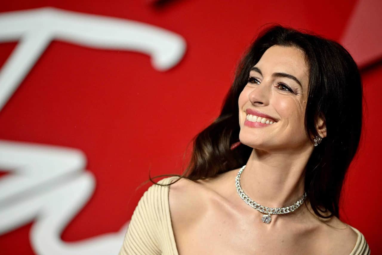 Anne Hathaway Racconta Il Cam