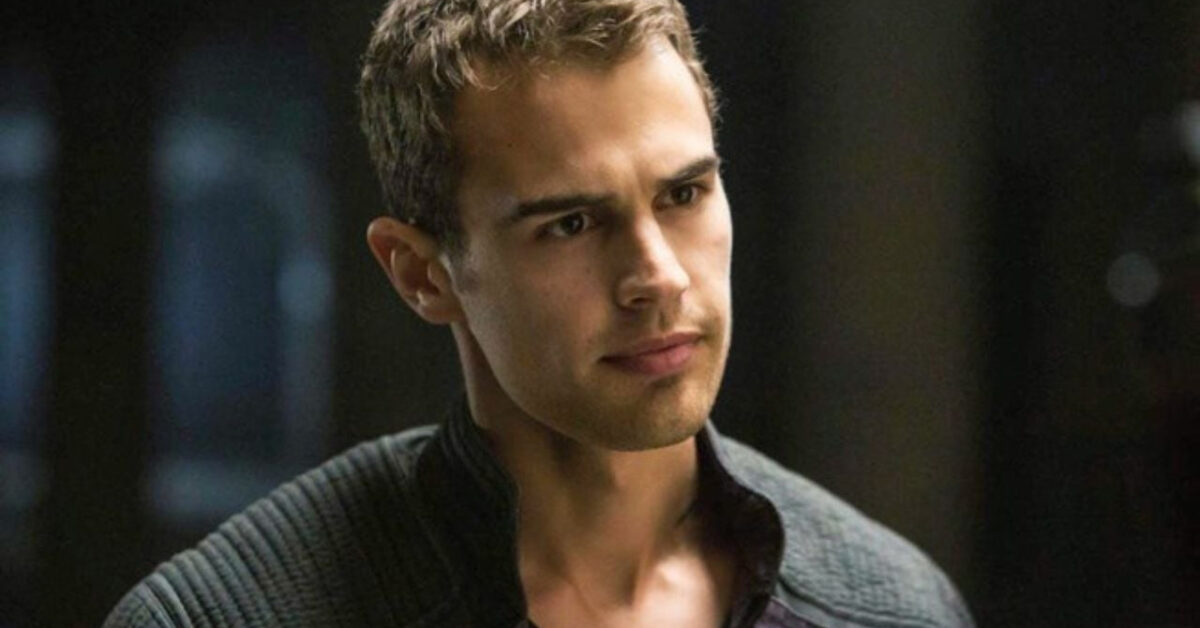 Theo James Rivela Il Suo Passa