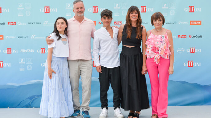 Il Ragazzo Dai Pantaloni Rosa