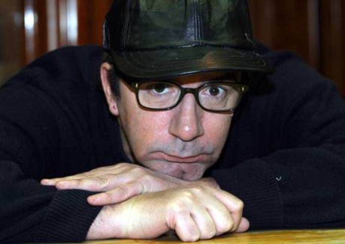 Statua In Memoria Di Francesco