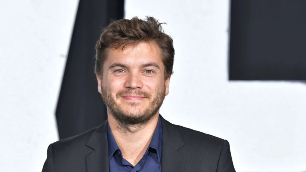 Emile Hirsch Firma Per Il Thri