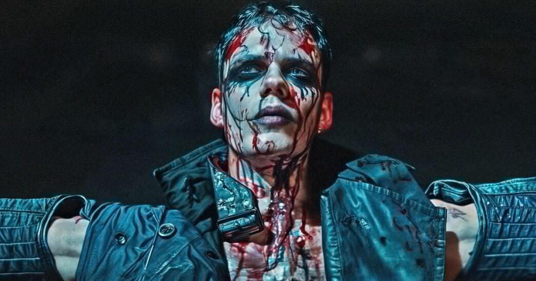 Il Corvo Bill Skarsgard E La