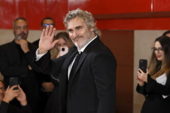 Joaquin Phoenix Lasci Il Set D