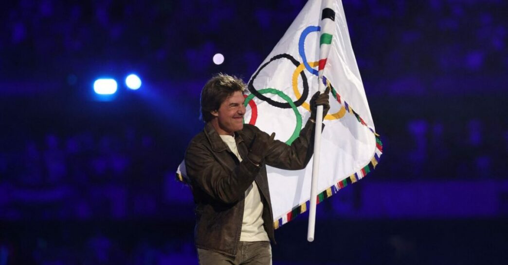 Tom Cruise Celebra Il Passaggi
