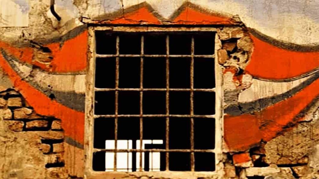 22La Casa Dalle Finestre Che Ri