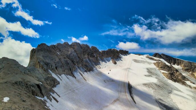 Il ghiacciaio della Marmolada