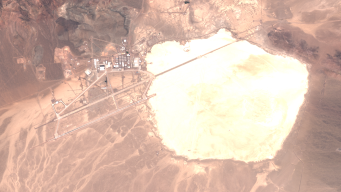 LENIGMATICA AREA 51 TRA UFO