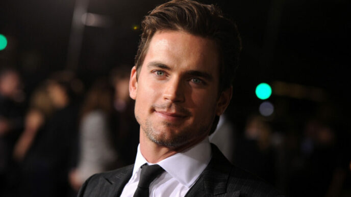 Matt Bomer lattore di White